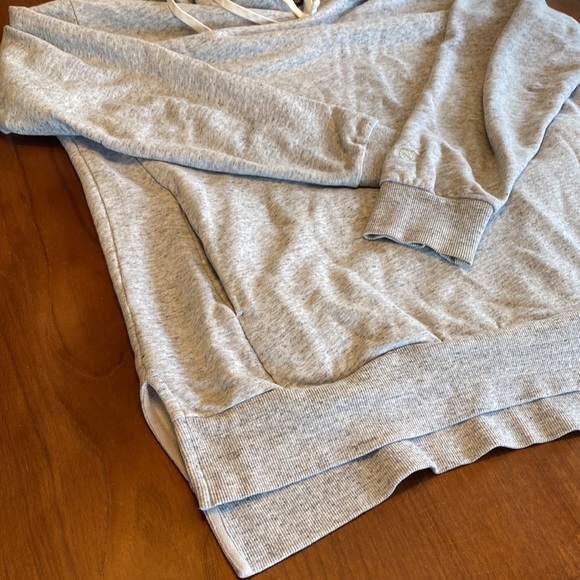 Zanerobe Flintlock hoodie excellent condition. Longline style. - Picture 4 of 7